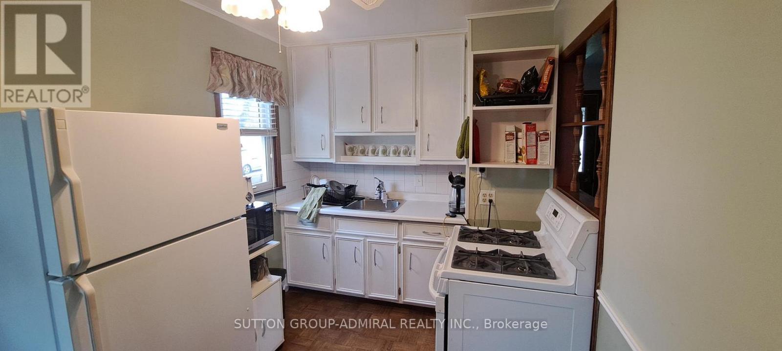 6319 Atlee Street, Niagara Falls, ON - Indoor