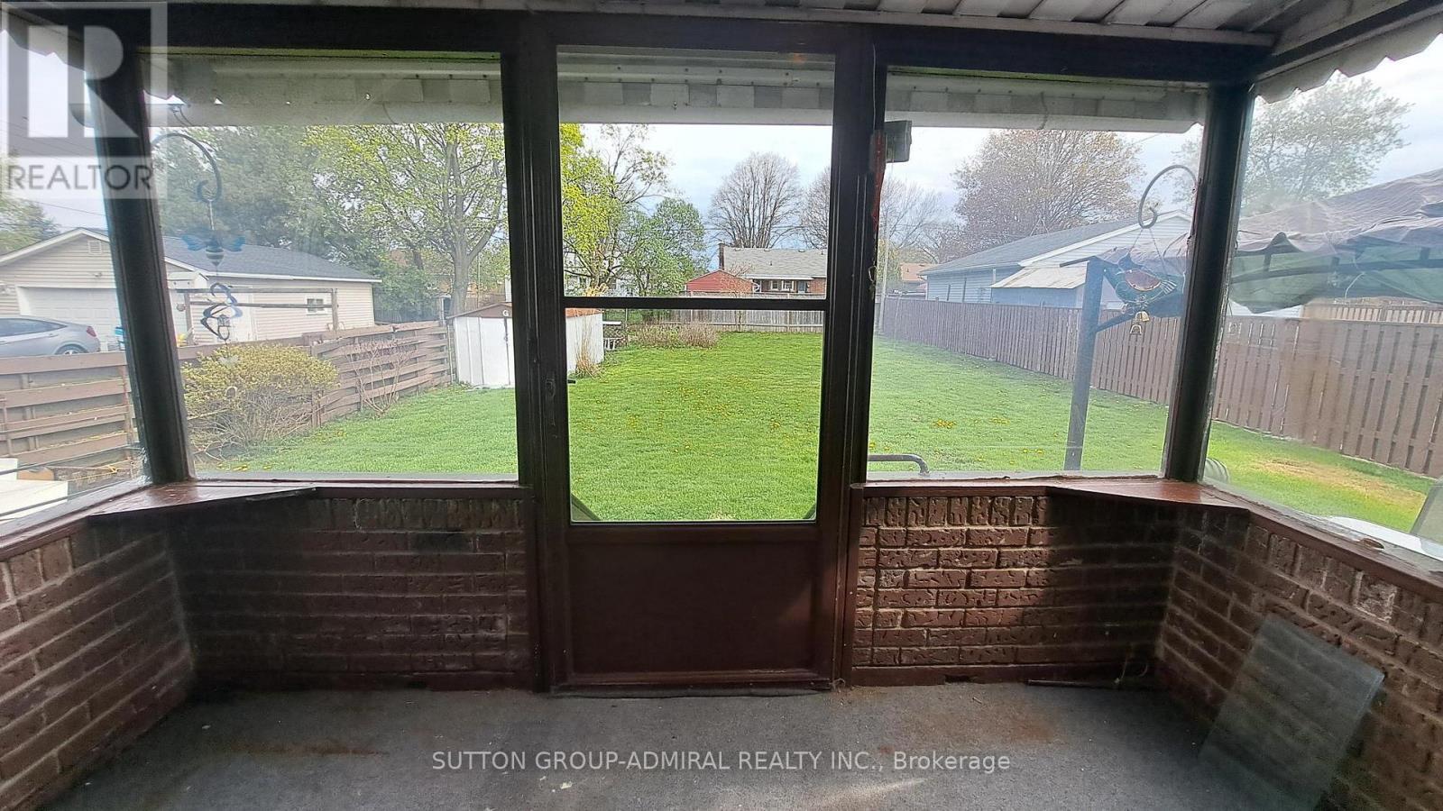 6319 Atlee Street, Niagara Falls, ON - Indoor Photo Showing Other Room