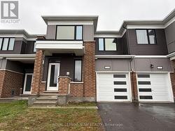 709 MEGREZ WAY E Ottawa, ON K2J 6S9