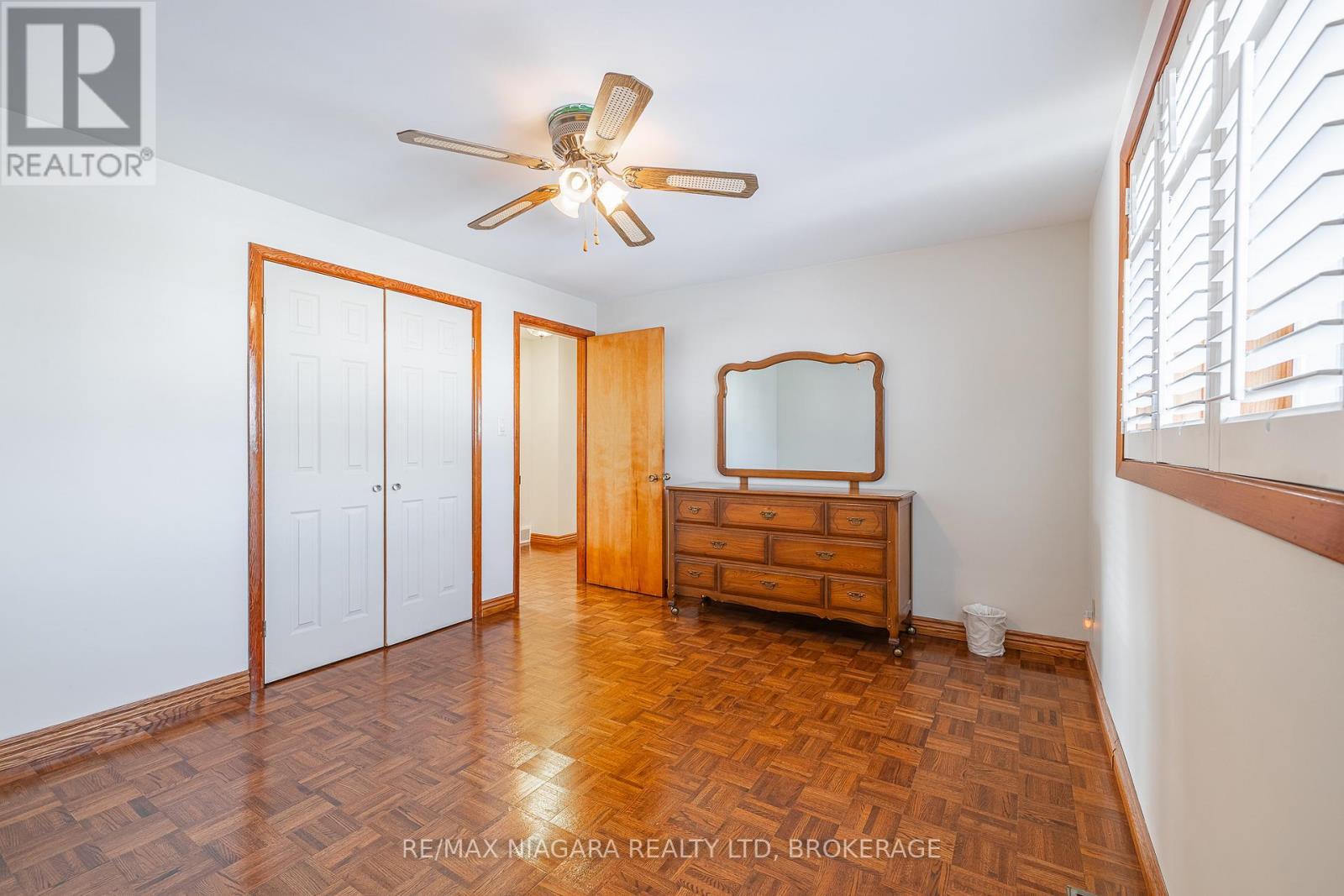 5923 Keith Street, Niagara Falls (Church'S Lane), ON - Indoor Photo Showing Other Room