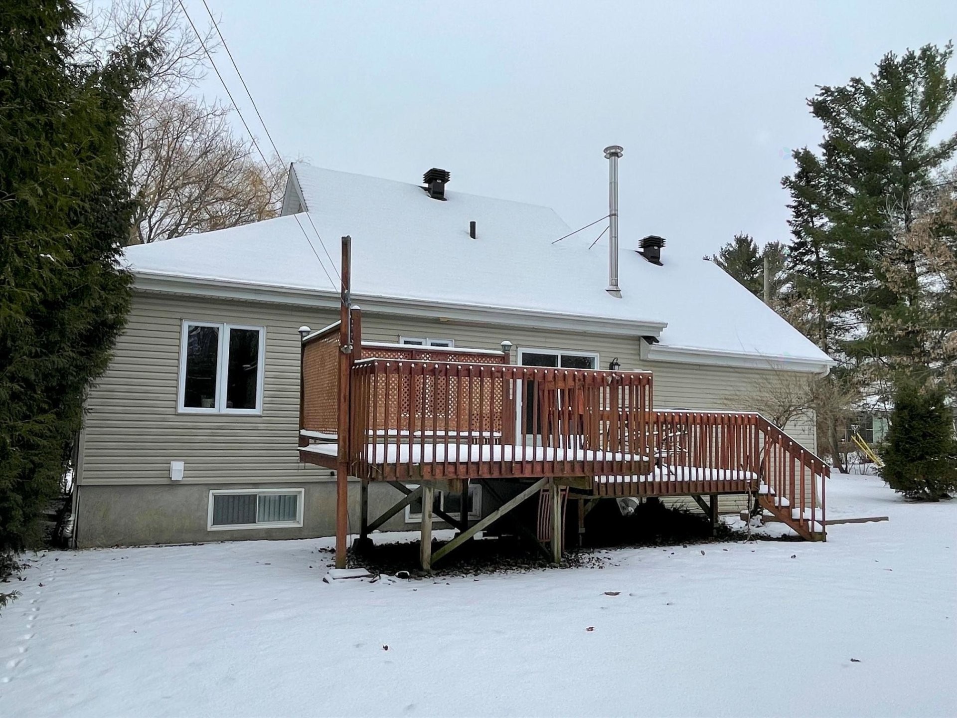 Face arrière - 52 Rue Ross, Saint-Jean-Sur-Richelieu, QC - Outdoor