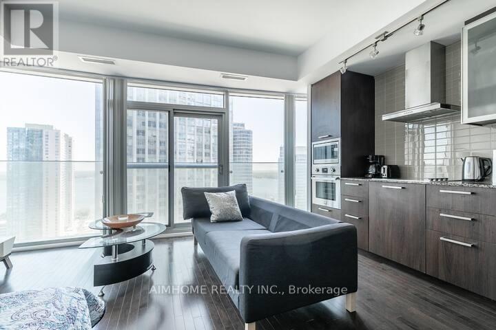 2004 - 14 York Street, Toronto, ON - Indoor