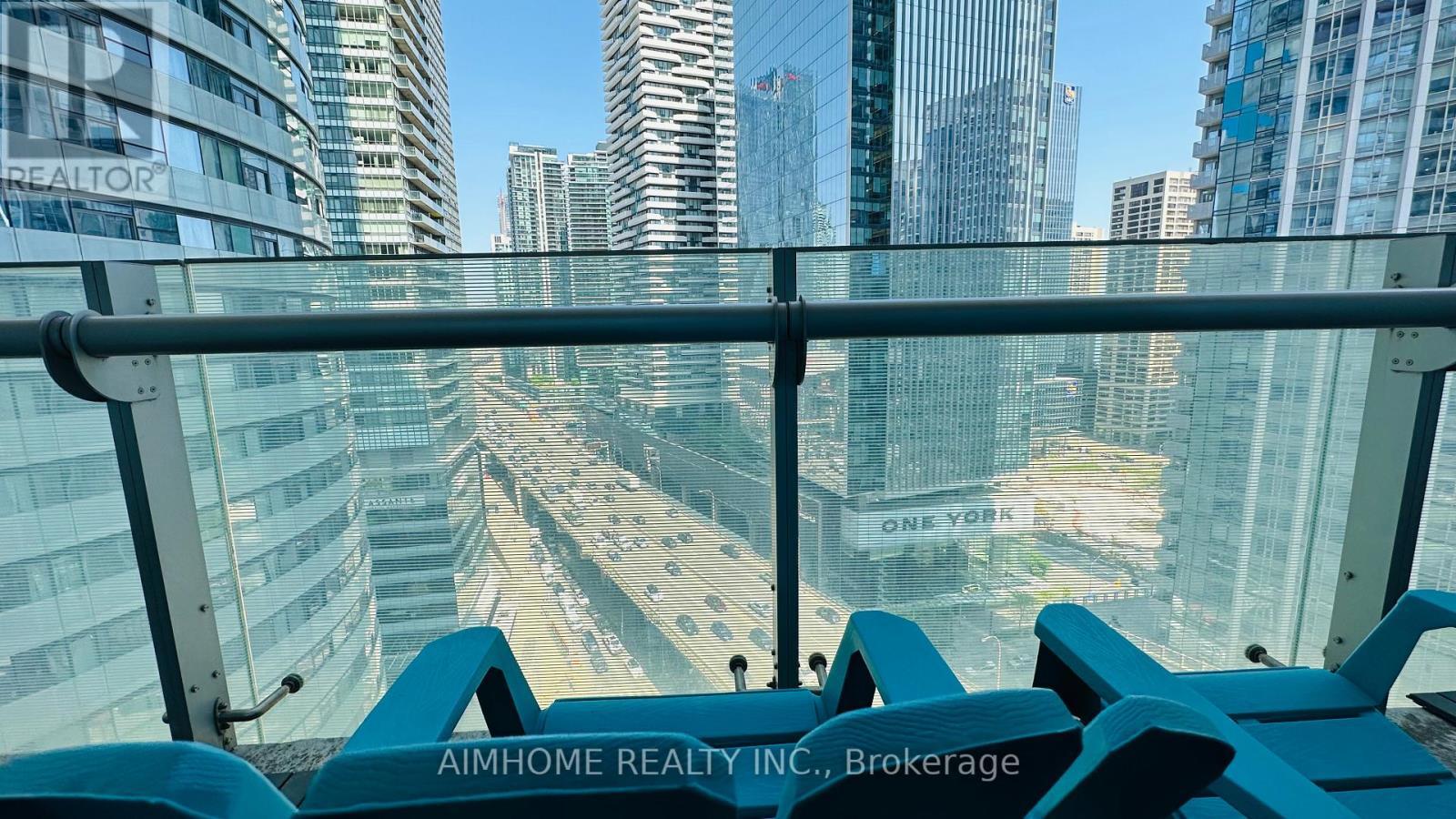 2611 - 12 York Street, Toronto, ON - Outdoor With Balcony With Facade