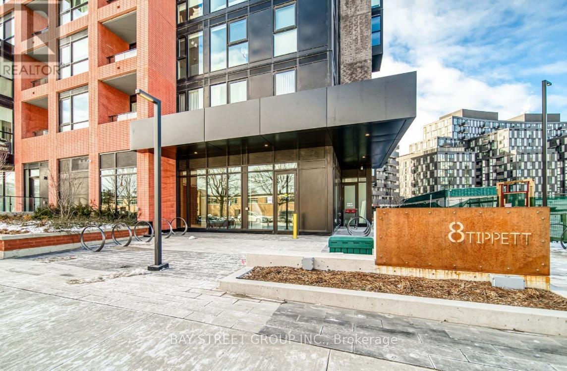 1101 - 8 Tippett Road, Toronto, ON - Outdoor