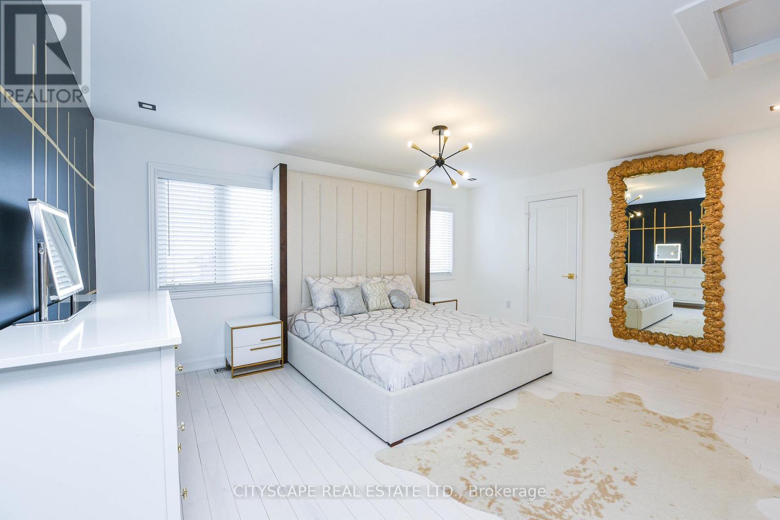 4637 James Austin Drive, Mississauga, ON - Indoor Photo Showing Bedroom