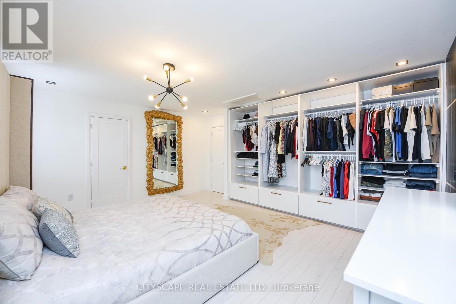 4637 James Austin Drive, Mississauga, ON - Indoor Photo Showing Bedroom