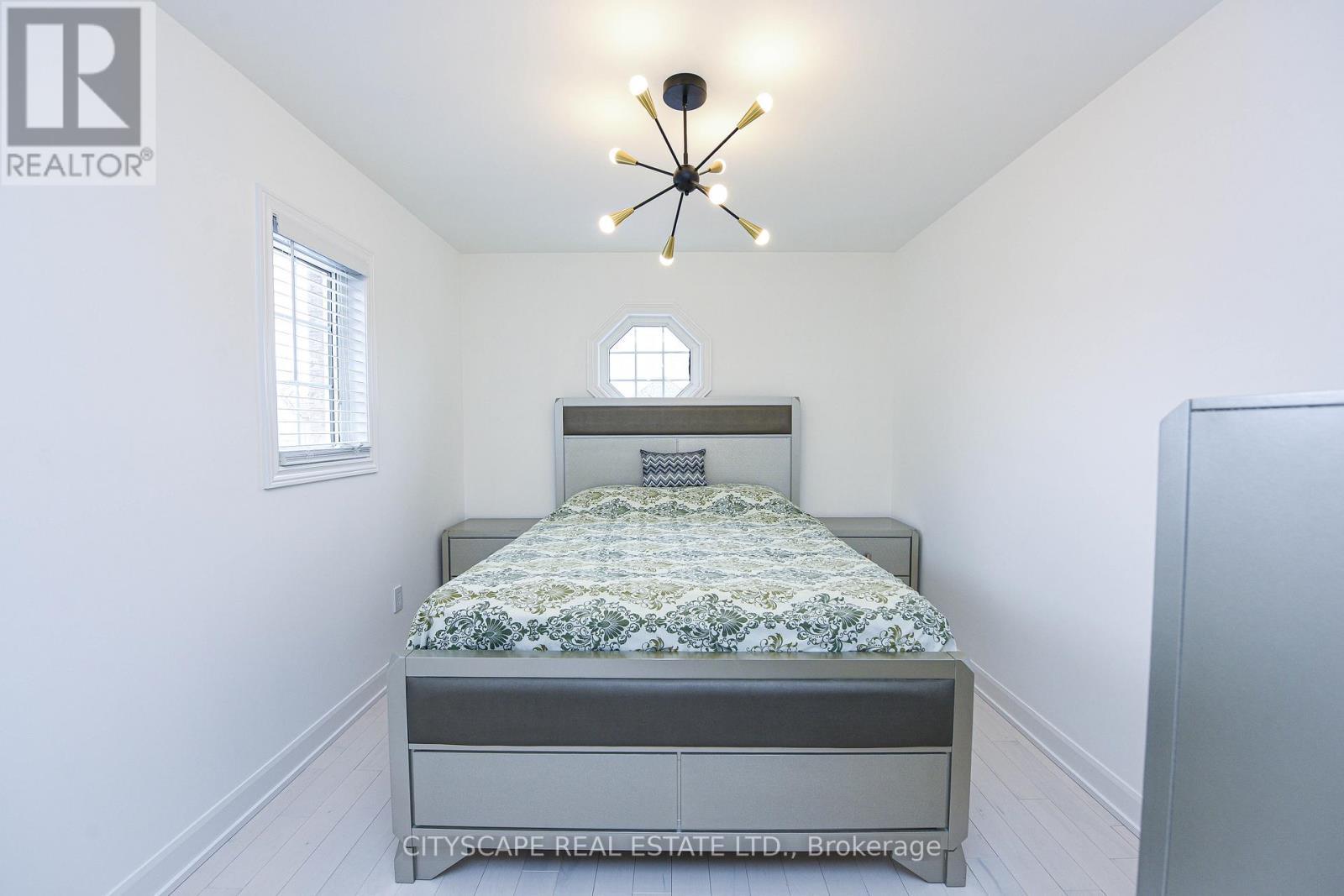 4637 James Austin Drive, Mississauga, ON - Indoor Photo Showing Bedroom