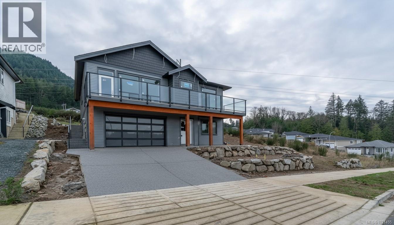 425 Colonia Dr, Ladysmith, BC - Outdoor With Deck Patio Veranda