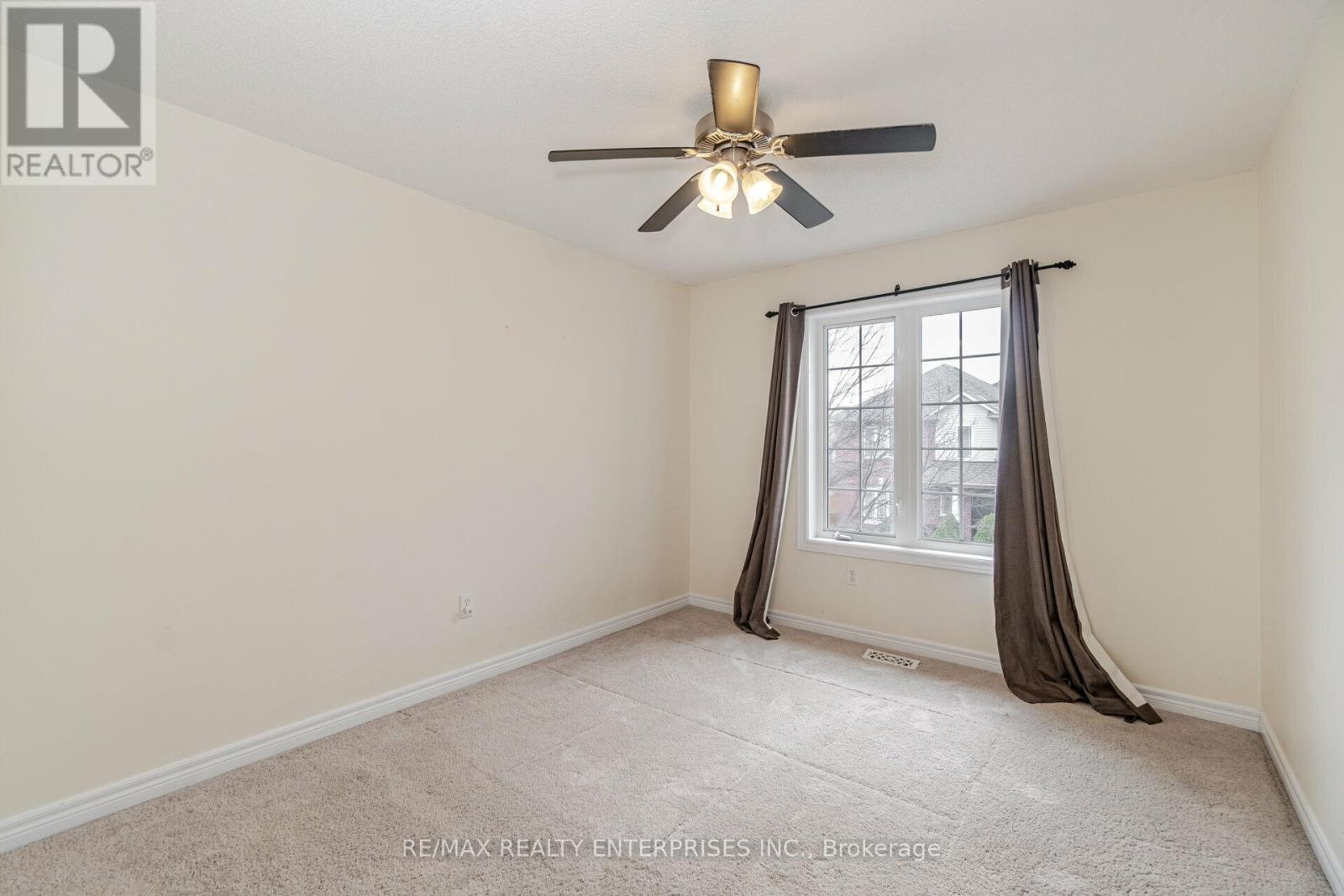 2341 Vanessa Drive, Burlington, ON - Indoor Photo Showing Other Room