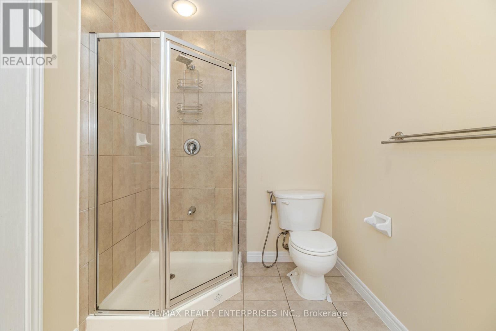2341 Vanessa Drive, Burlington, ON - Indoor Photo Showing Bathroom