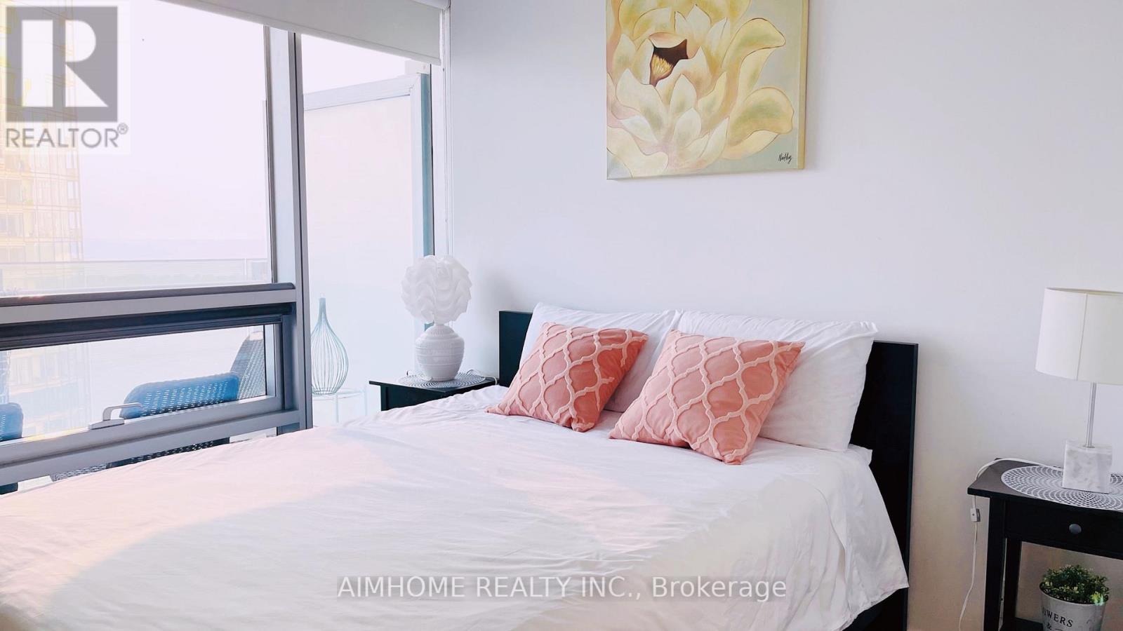 4803 - 14 York Street, Toronto, ON - Indoor Photo Showing Bedroom