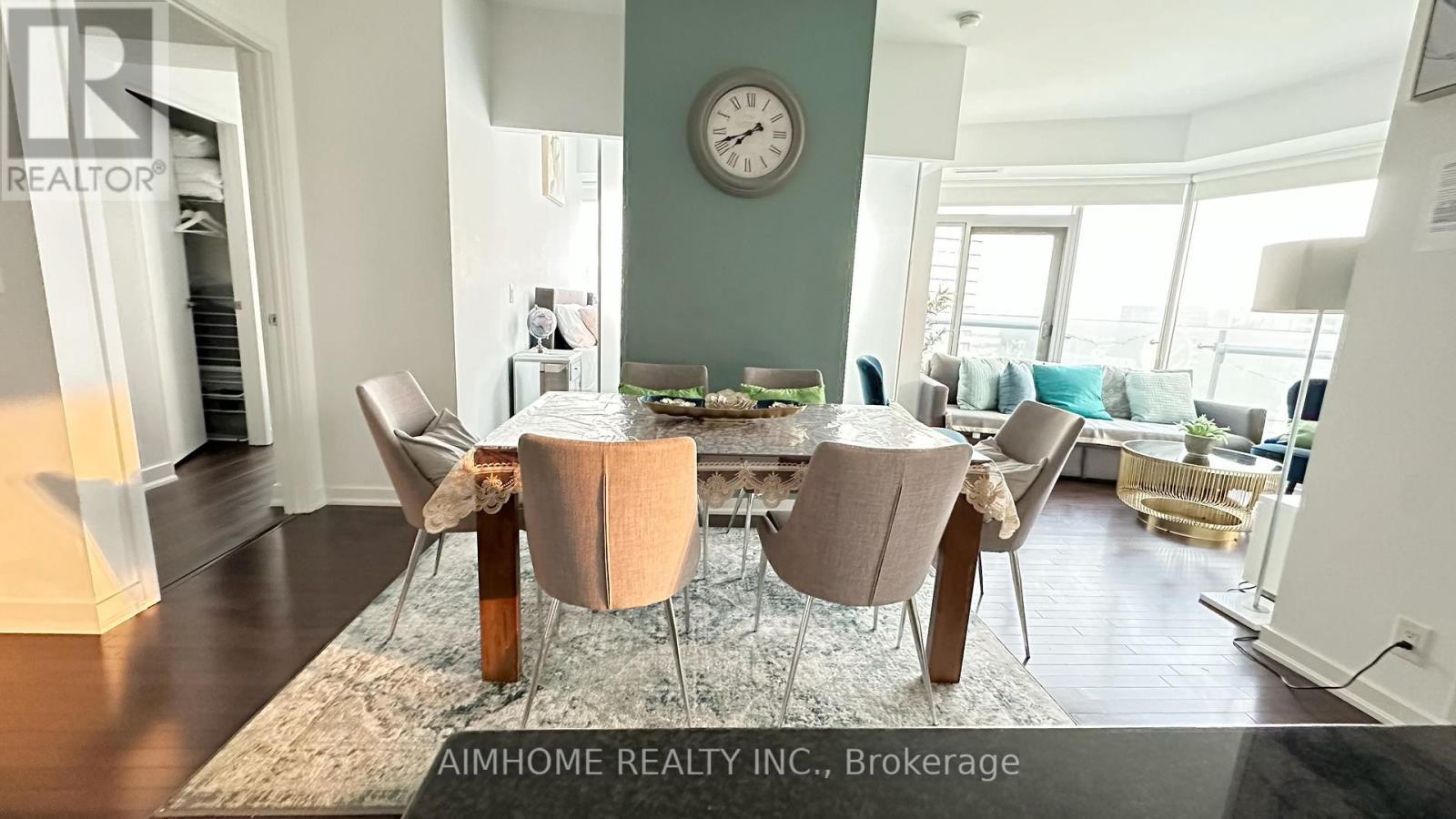 4803 - 14 York Street, Toronto, ON - Indoor Photo Showing Dining Room