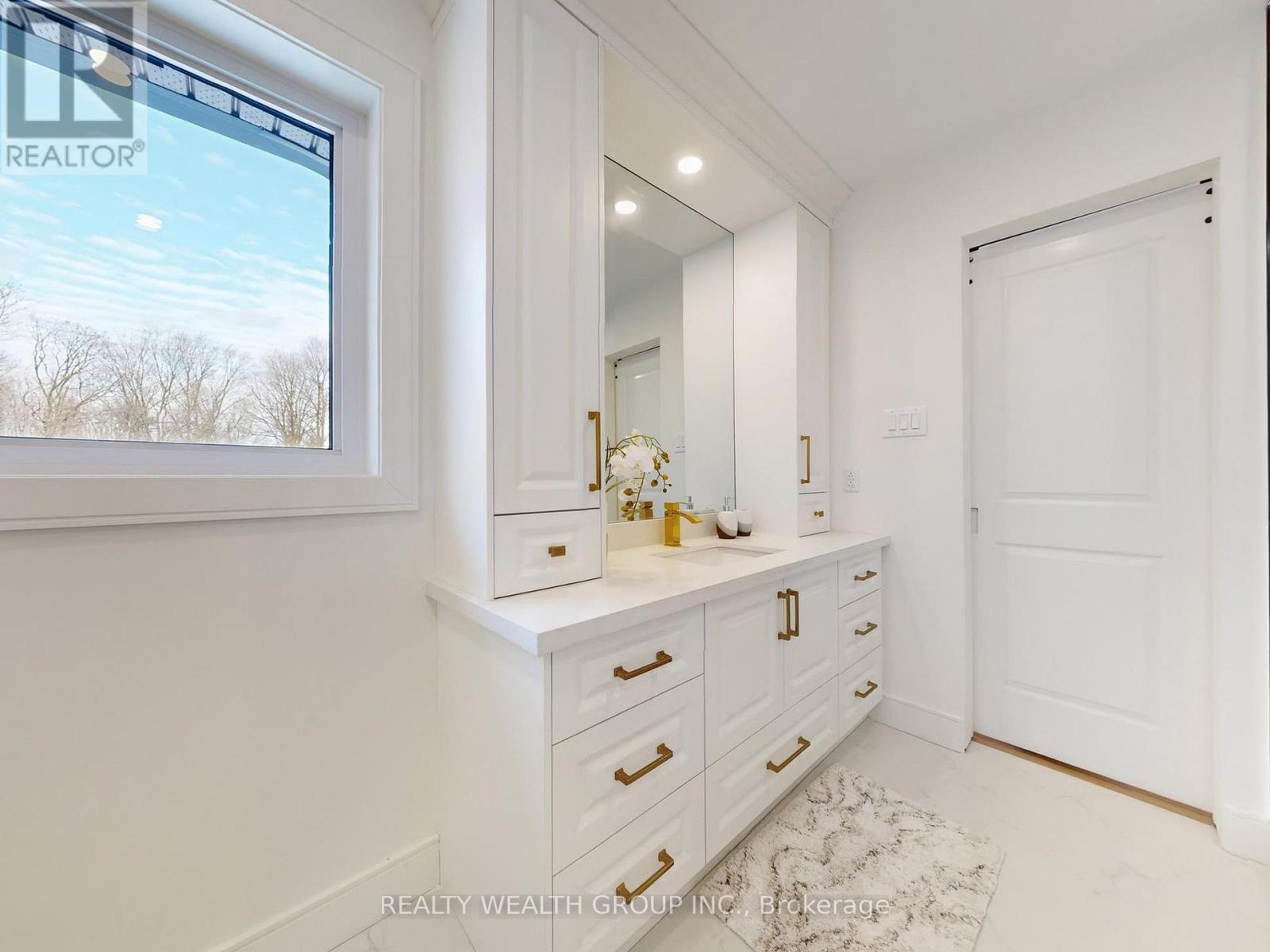 46 Sycamore Drive, Markham, ON - Indoor Photo Showing Bathroom