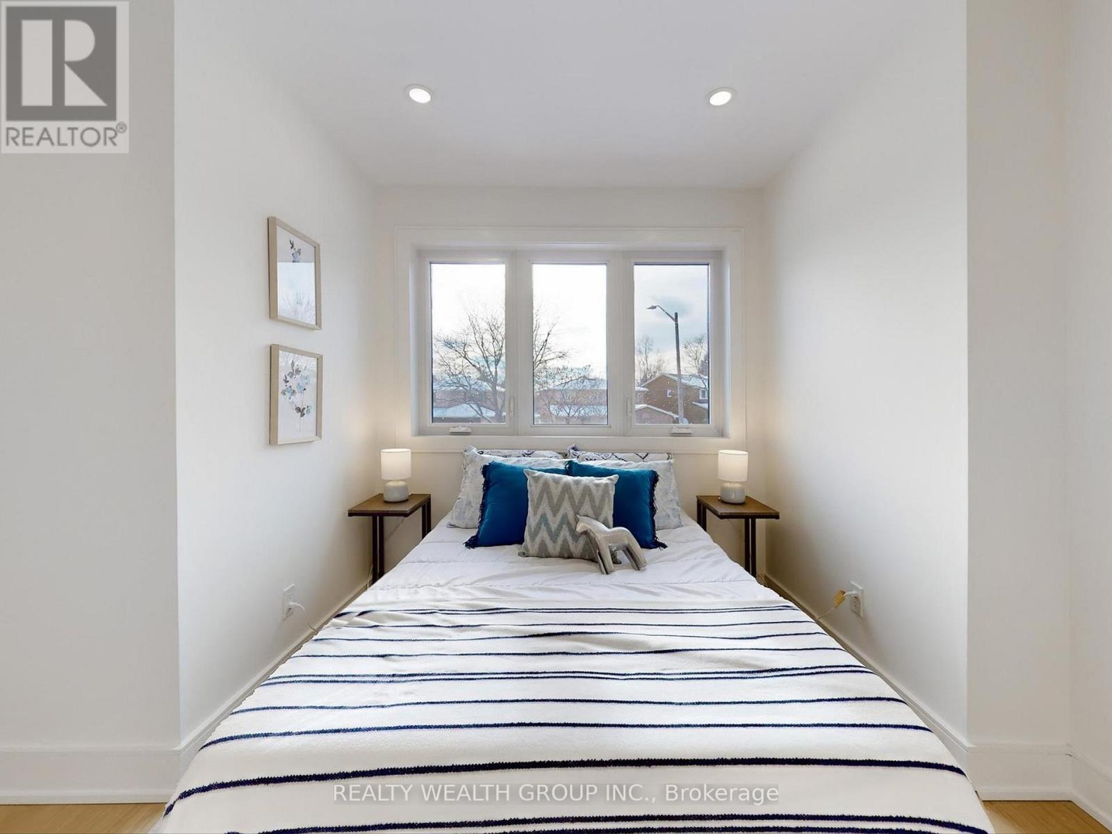 46 Sycamore Drive, Markham, ON - Indoor Photo Showing Bedroom