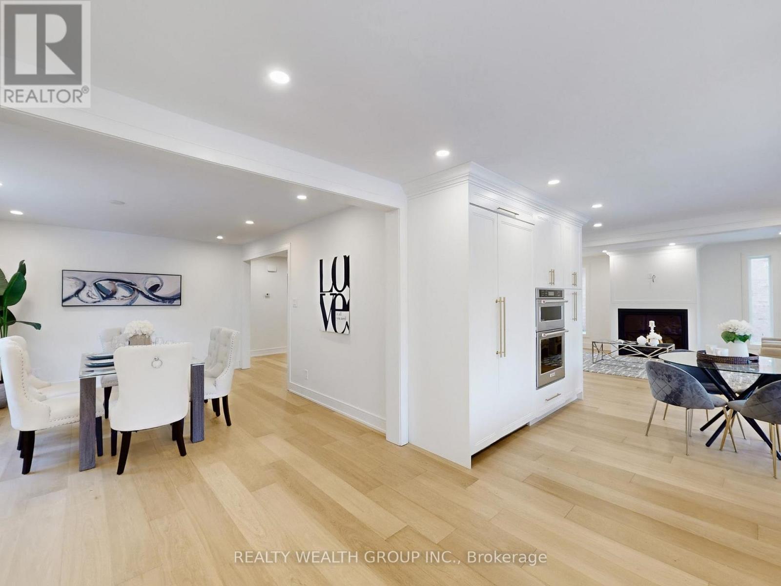 46 Sycamore Drive, Markham, ON - Indoor Photo Showing Dining Room