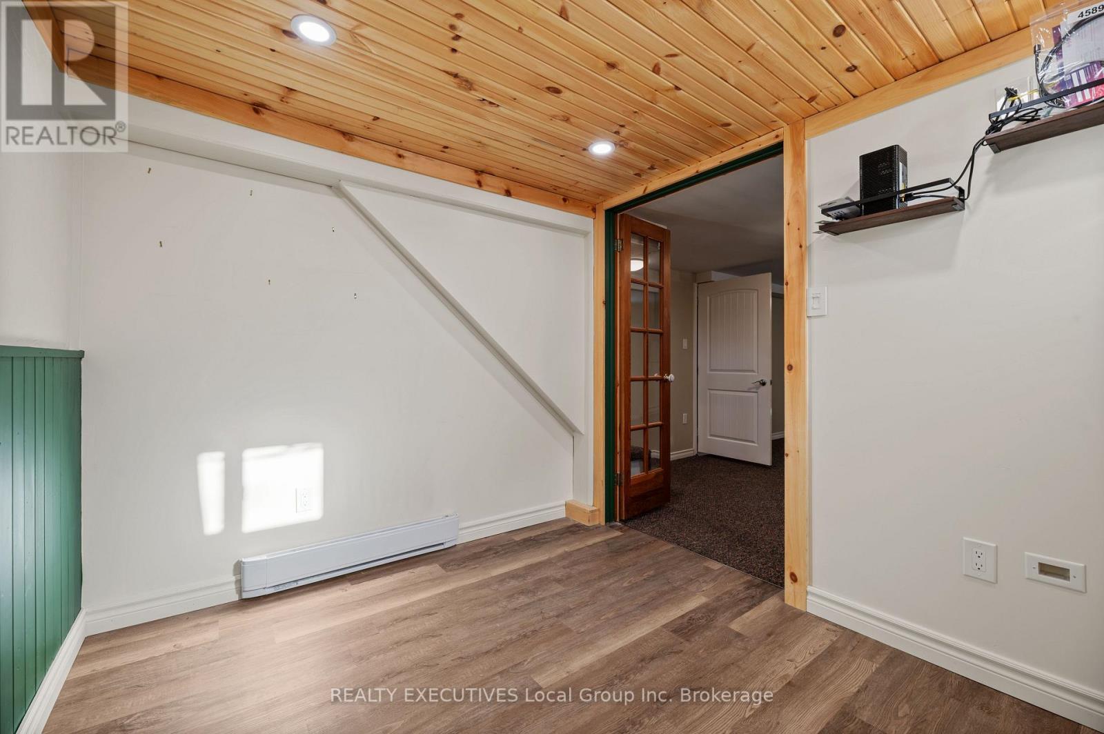 570 Nipissing Street, North Bay (West End), ON - Indoor Photo Showing Other Room