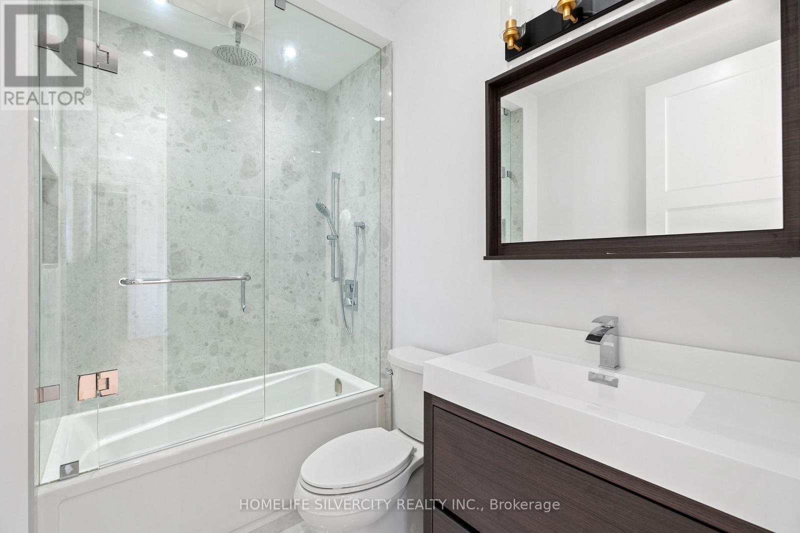 1610 Kenmuir Avenue, Mississauga, ON - Indoor Photo Showing Bathroom