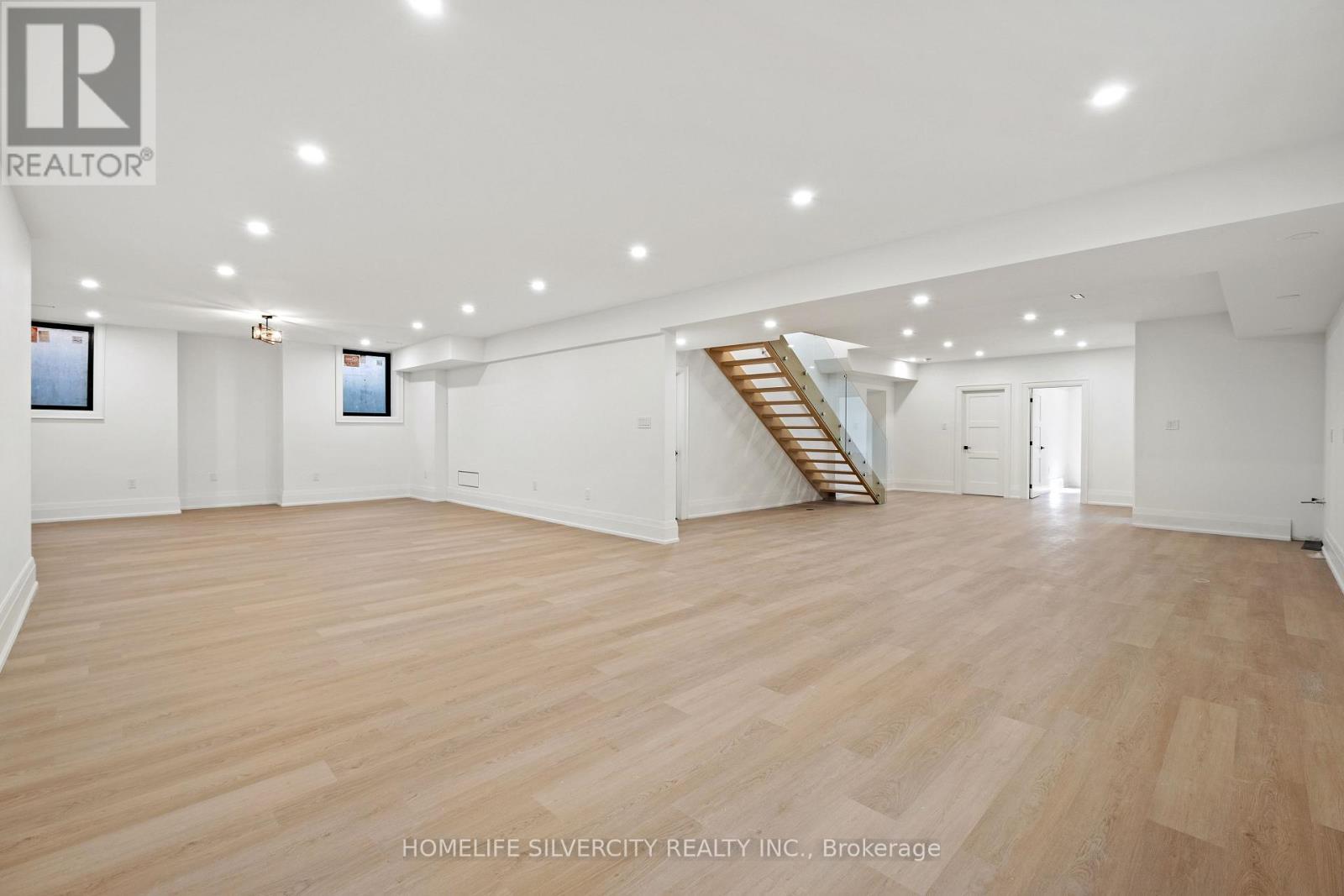 1610 Kenmuir Avenue, Mississauga, ON - Indoor