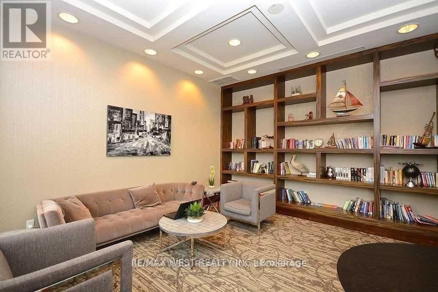 1812 - 339 Rathburn Road W, Mississauga, ON - Indoor