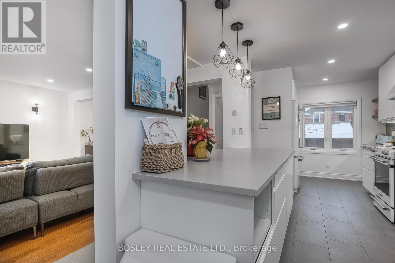 29 Patika Avenue, Toronto, ON - Indoor