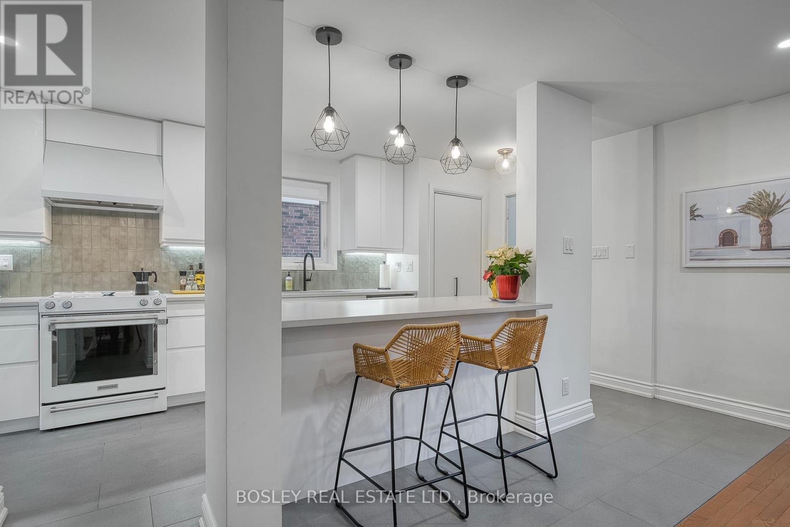 29 Patika Avenue, Toronto, ON - Indoor Photo Showing Kitchen With Upgraded Kitchen