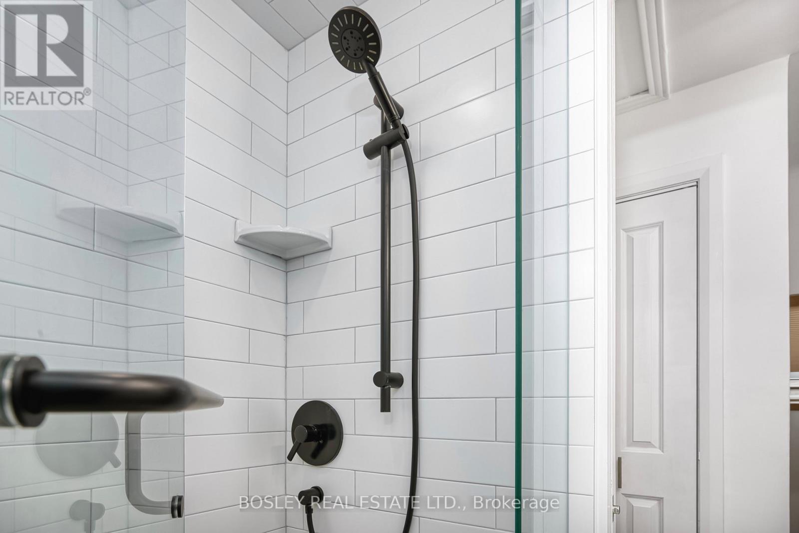 29 Patika Avenue, Toronto, ON - Indoor Photo Showing Bathroom