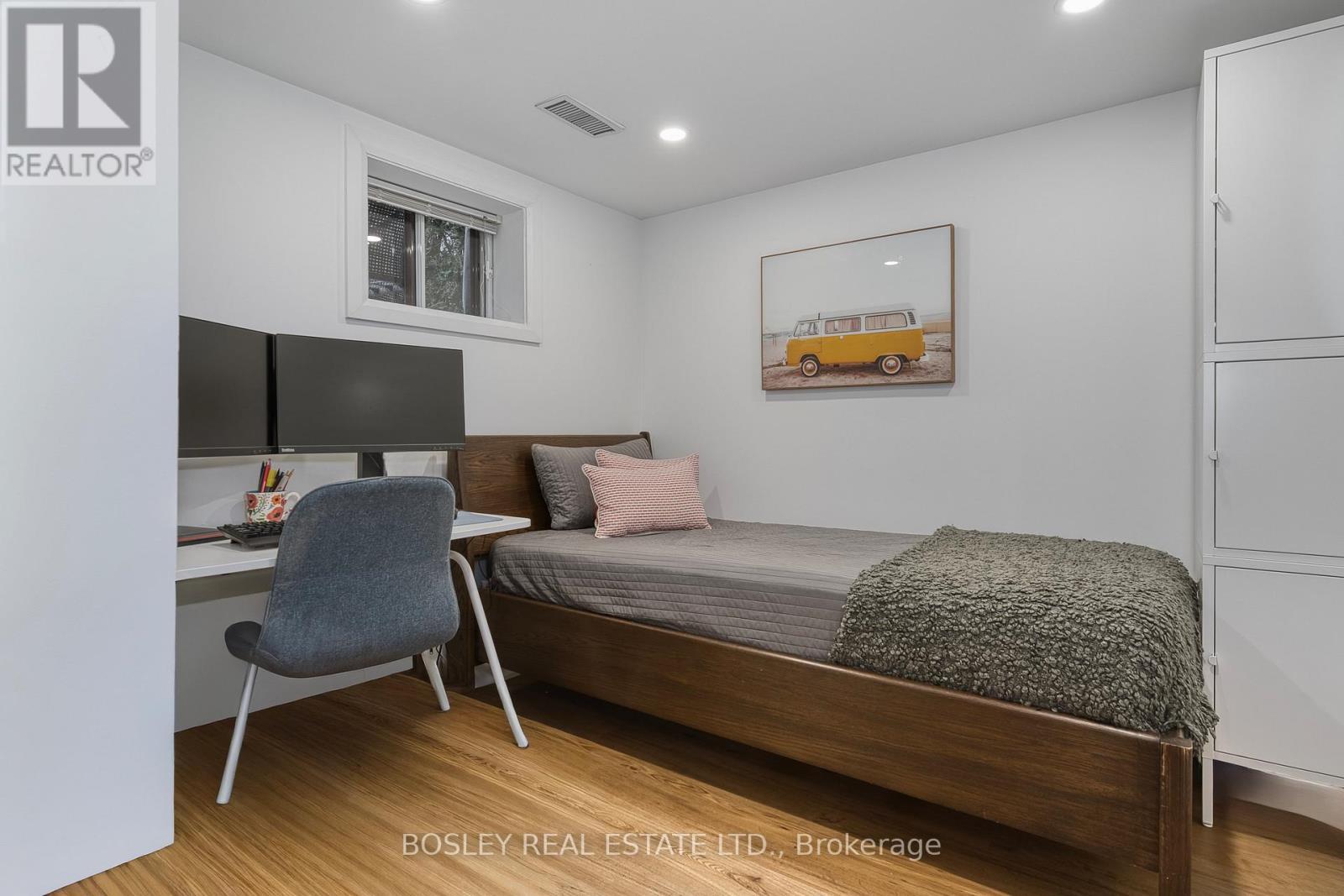 3rd bedroom /office - 29 Patika Avenue, Toronto, ON - Indoor Photo Showing Bedroom