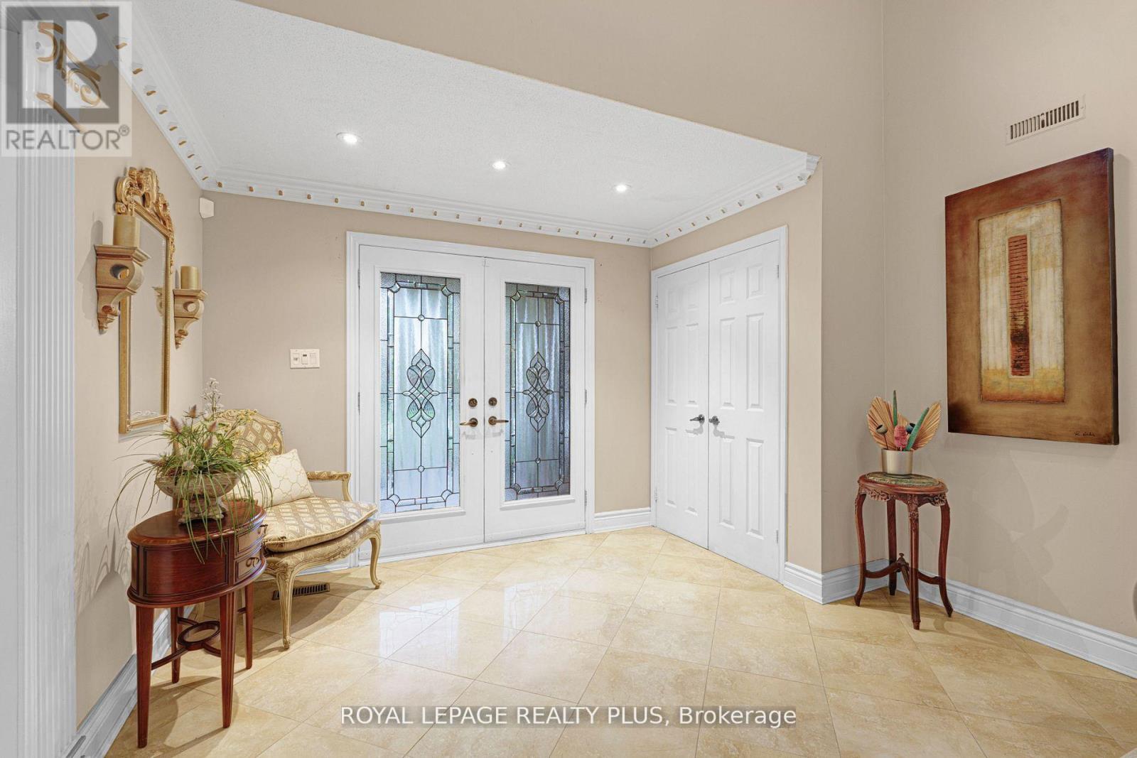 1760 Featherston Court, Mississauga, ON - Indoor Photo Showing Other Room