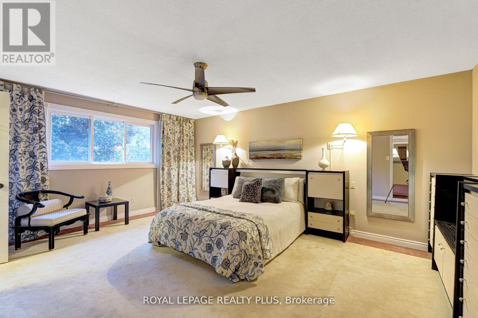 1760 Featherston Court, Mississauga, ON - Indoor Photo Showing Bedroom