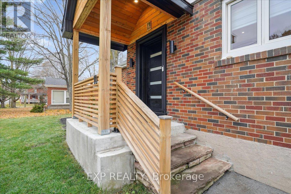 10 Harold Street, Brampton, ON - Outdoor
