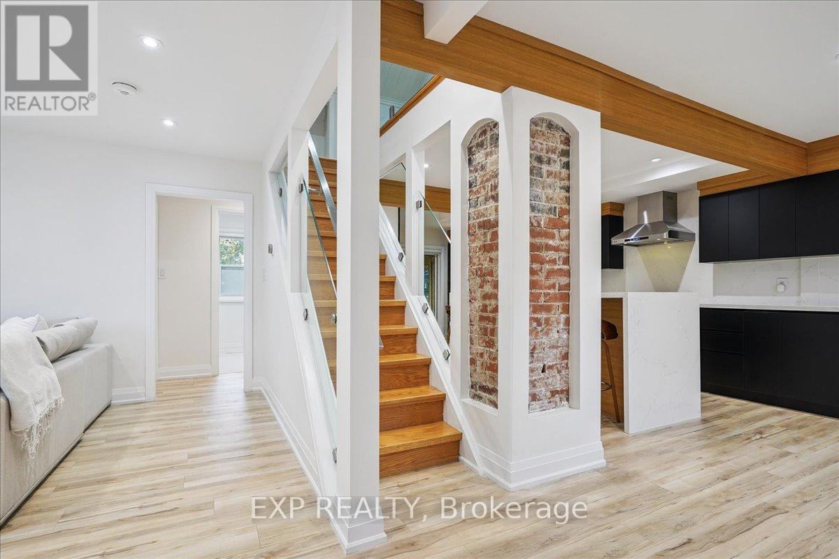 10 Harold Street, Brampton, ON - Indoor Photo Showing Other Room