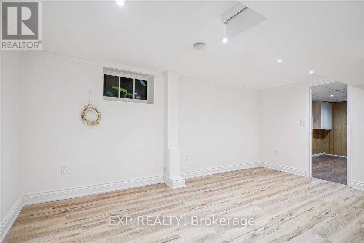 10 Harold Street, Brampton, ON - Indoor Photo Showing Other Room