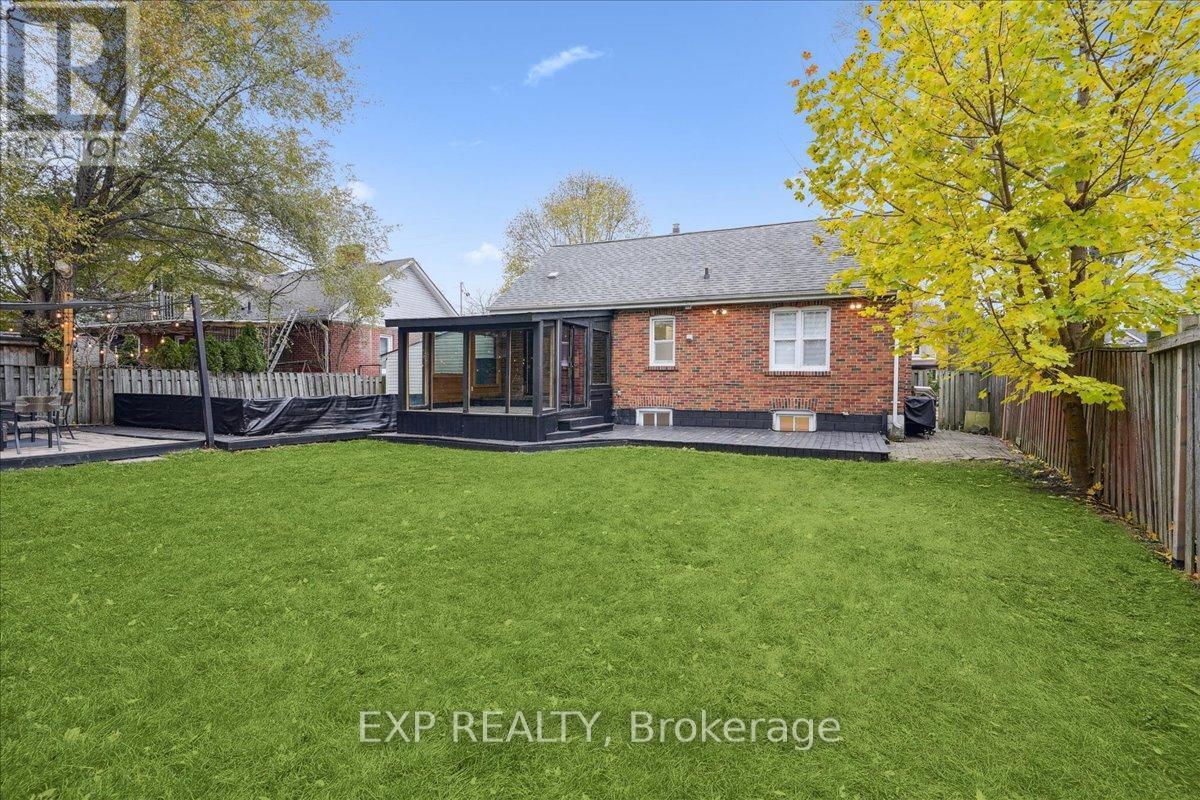 10 Harold Street, Brampton, ON - Outdoor