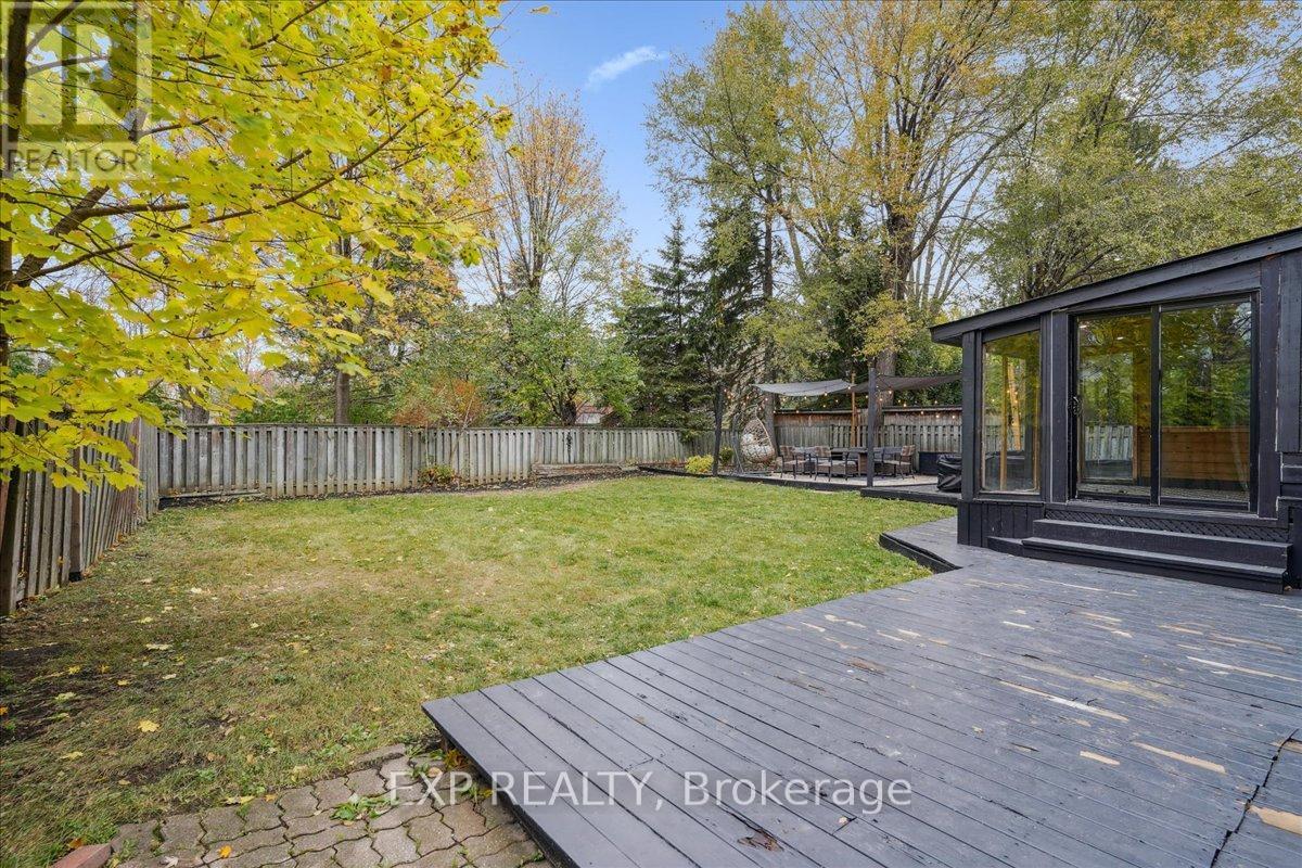 10 Harold Street, Brampton, ON - Outdoor With Backyard