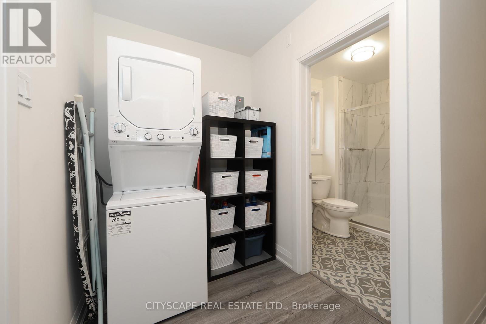 Main - 459 Hopewell Avenue N, Toronto, ON - Indoor Photo Showing Laundry Room