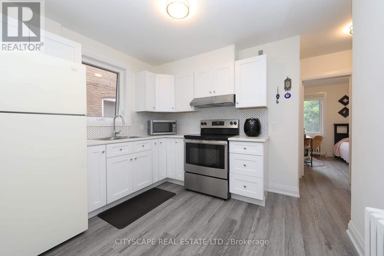 Main - 459 Hopewell Avenue N, Toronto, ON - Indoor Photo Showing Kitchen