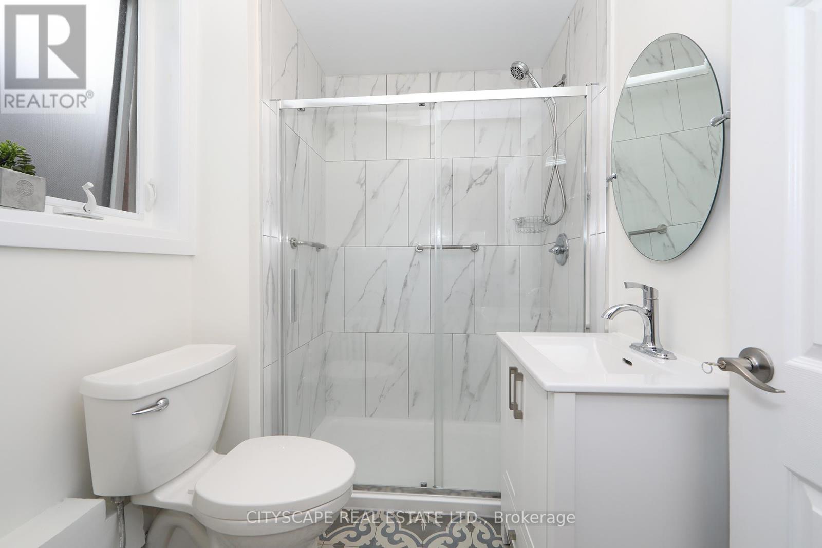 Main - 459 Hopewell Avenue N, Toronto, ON - Indoor Photo Showing Bathroom