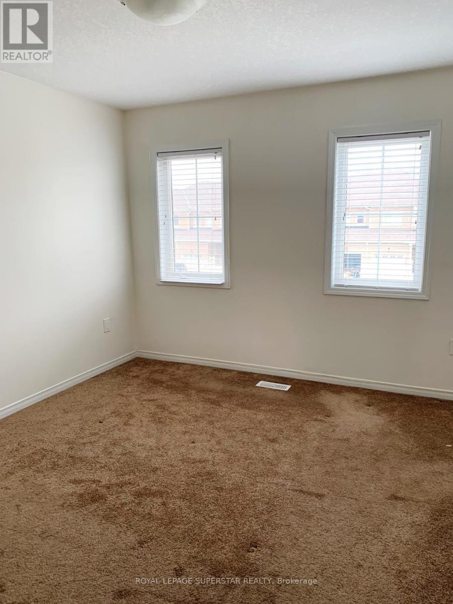 18 Longboat Run W, Brantford, ON - Indoor Photo Showing Other Room