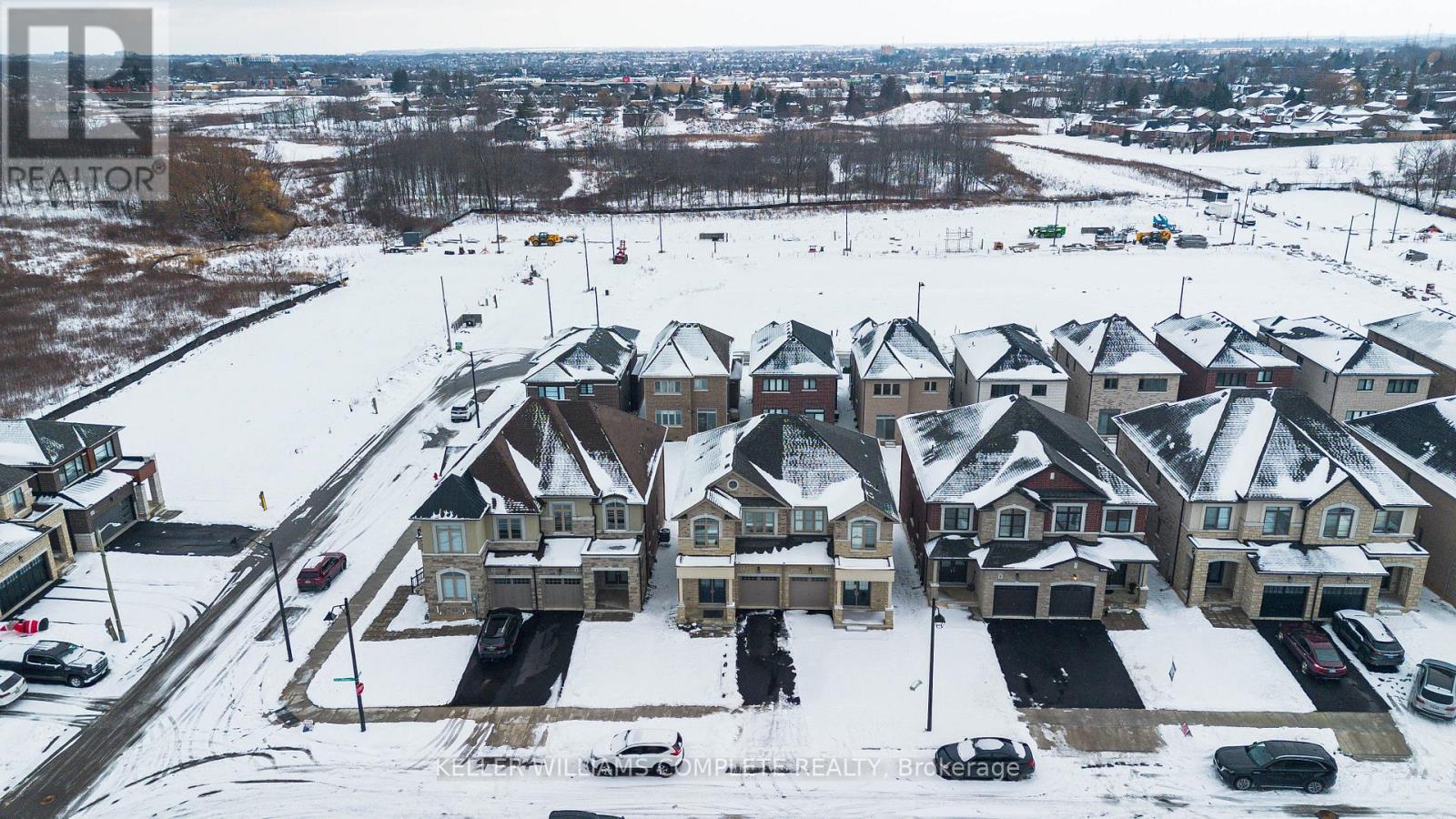 5 Cherry Blossom Heights, Hamilton, ON - Outdoor With Facade