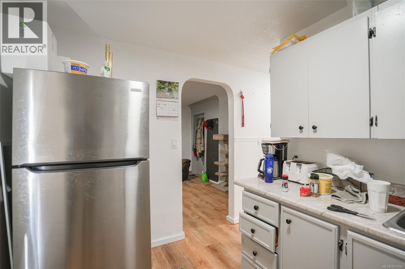 2758 Anderson Ave, Port Alberni, BC - Indoor Photo Showing Kitchen