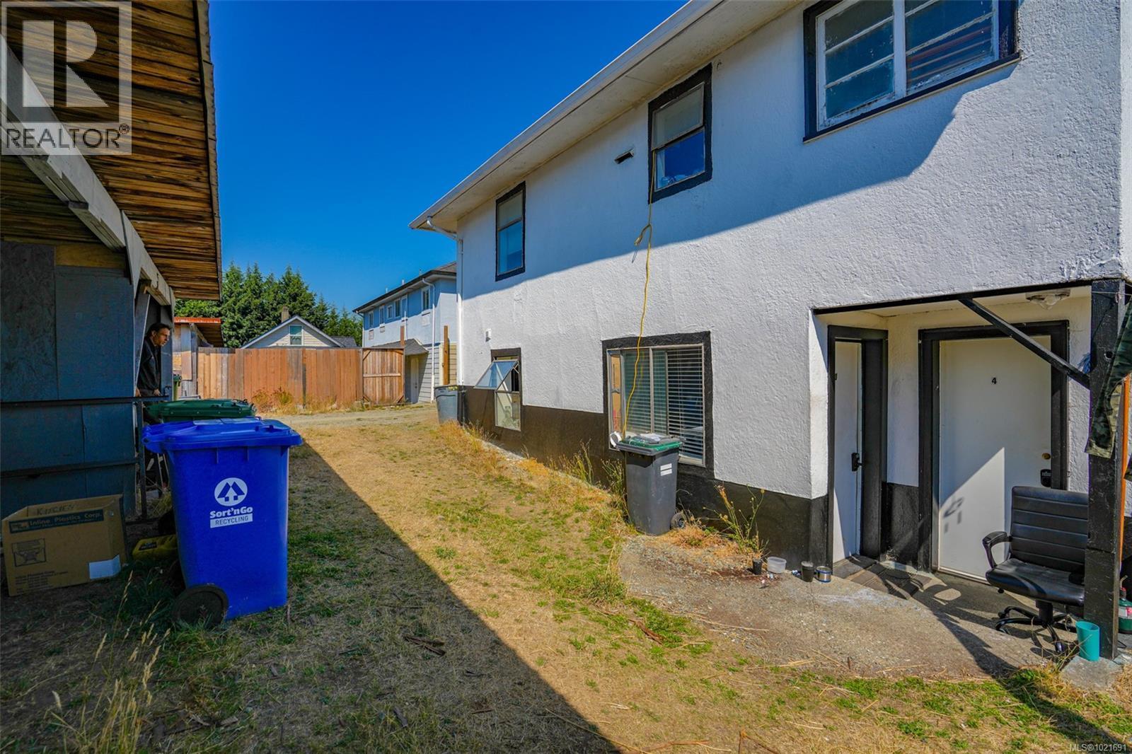 2758 Anderson Ave, Port Alberni, BC - Outdoor With Exterior