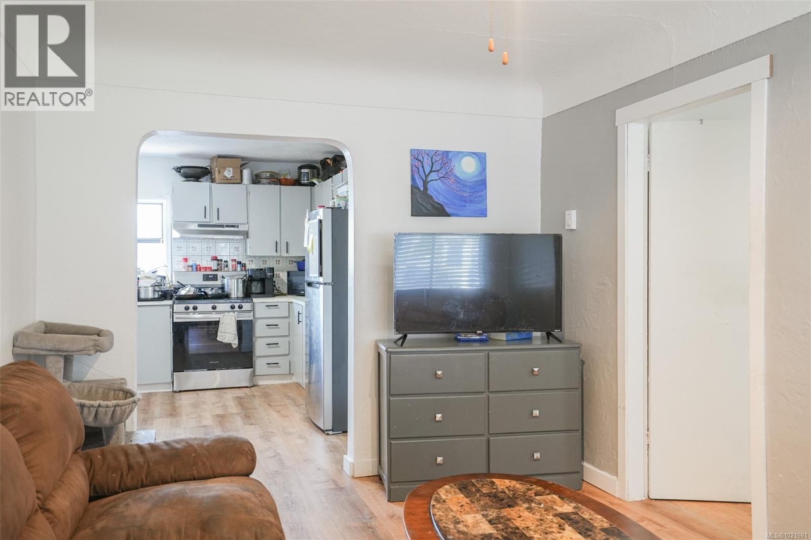 2758 Anderson Ave, Port Alberni, BC - Indoor Photo Showing Living Room