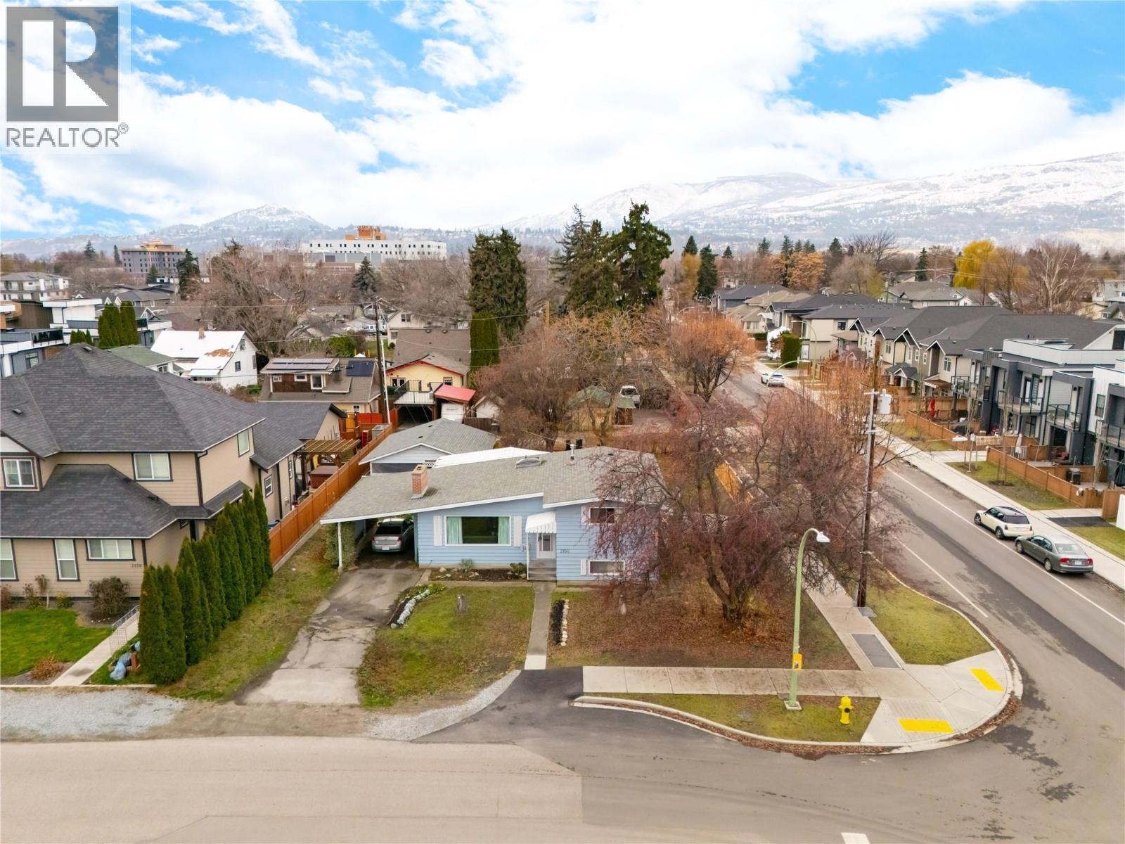 2150 Burnett Street, Kelowna, BC - Outdoor With View