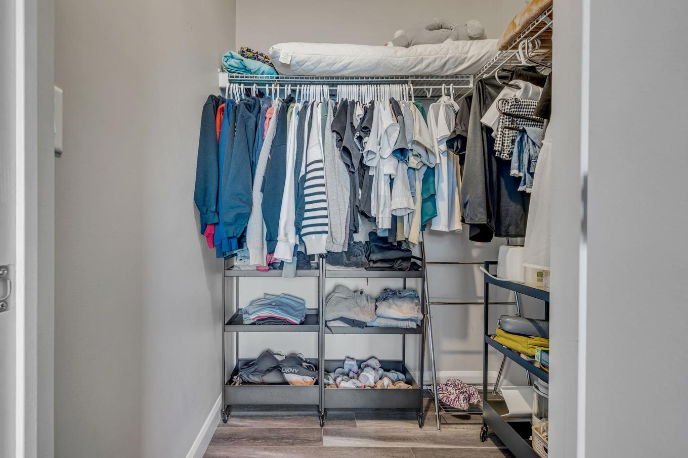 Penderie (Walk-in) - 408-937 Av. Roland-Beaudin, Québec (Sainte-Foy/Sillery/Cap-Rouge), QC - Indoor With Storage