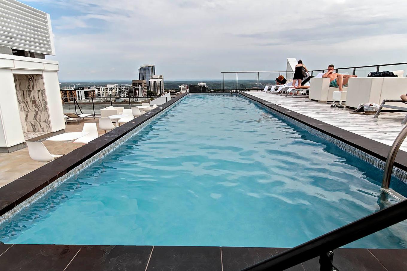 Piscine - 408-937 Av. Roland-Beaudin, Québec (Sainte-Foy/Sillery/Cap-Rouge), QC - Outdoor With In Ground Pool