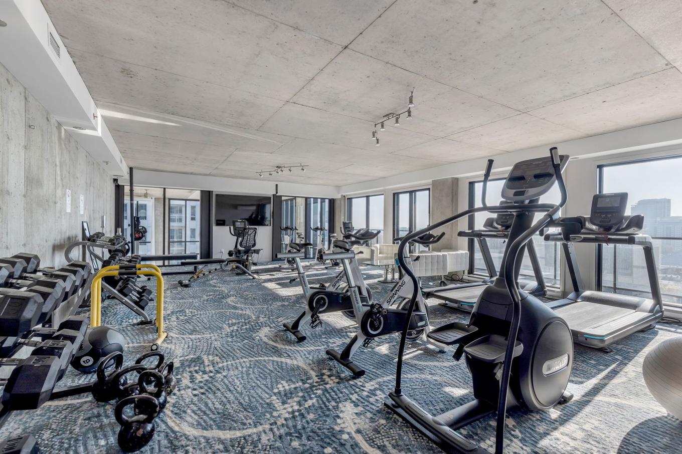 Salle d'exercice - 408-937 Av. Roland-Beaudin, Québec (Sainte-Foy/Sillery/Cap-Rouge), QC - Indoor Photo Showing Gym Room