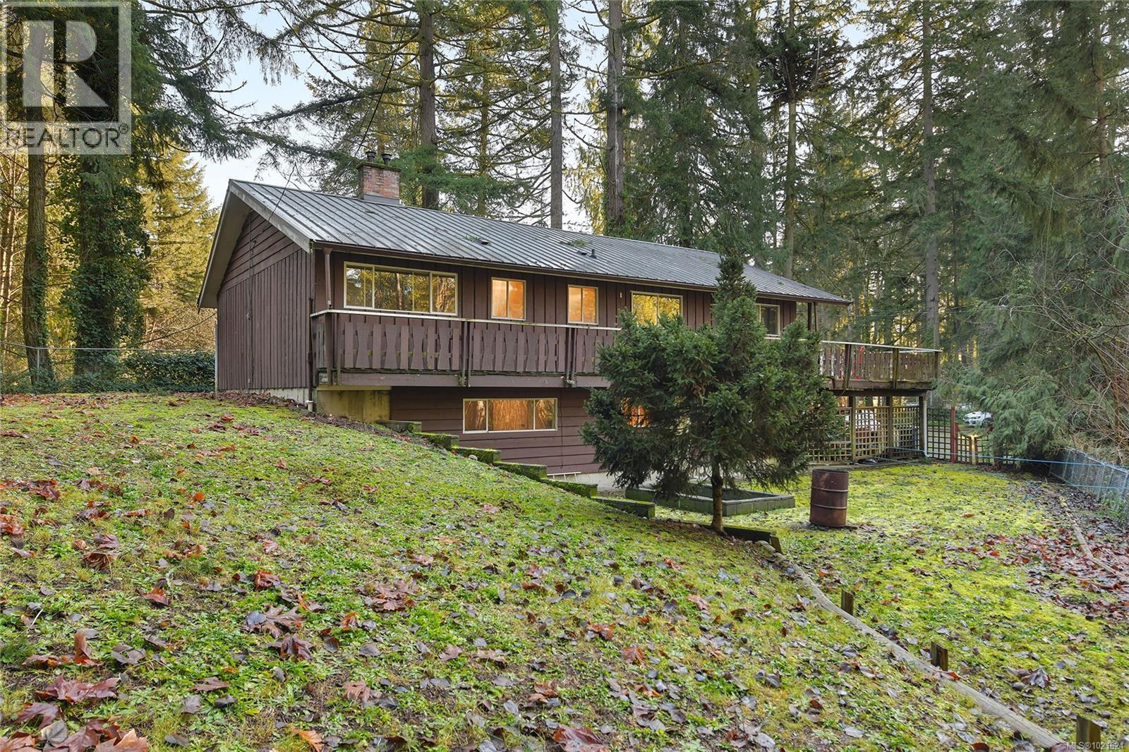 3795 Glenora Rd, Duncan, BC - Outdoor With Deck Patio Veranda