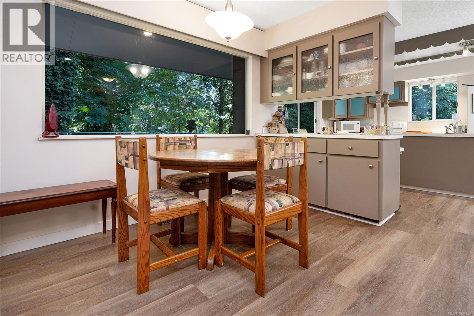 3795 Glenora Rd, Duncan, BC - Indoor Photo Showing Dining Room