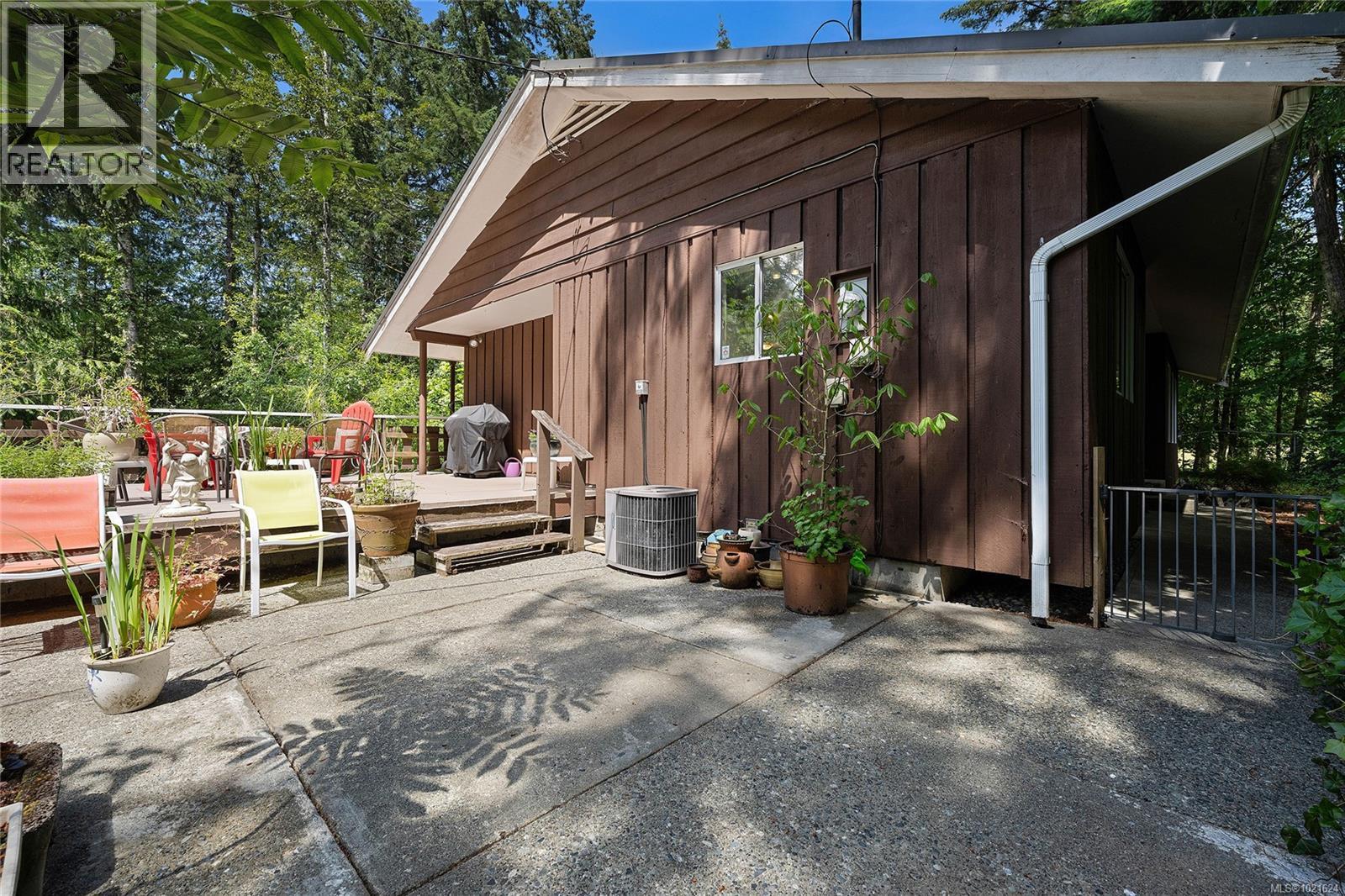 3795 Glenora Rd, Duncan, BC - Outdoor