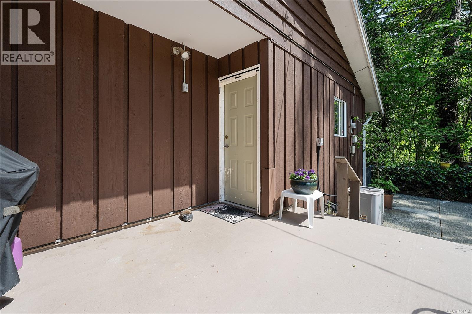 3795 Glenora Rd, Duncan, BC - Outdoor With Exterior